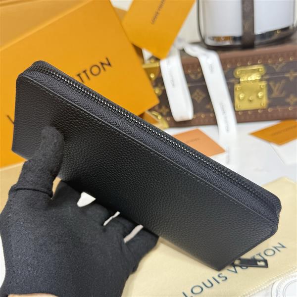 2026122105448194 310